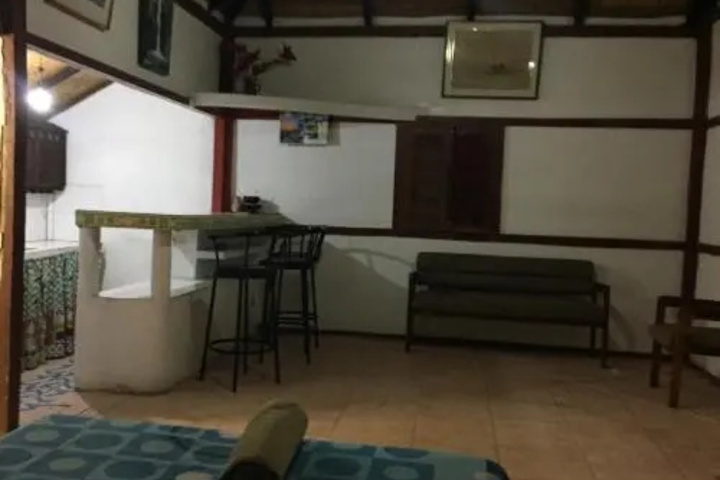 Room 3 of 7