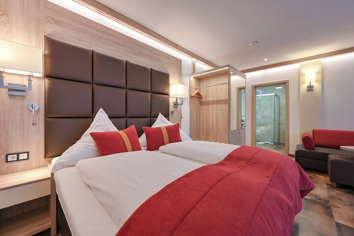 Room 36 of 74