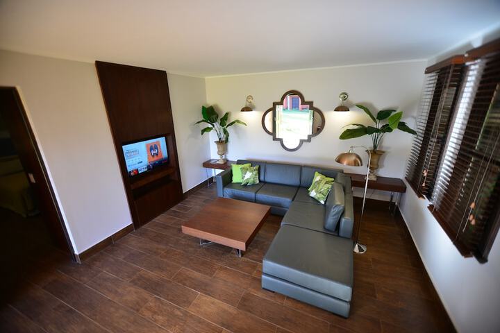 Room 10 of 45