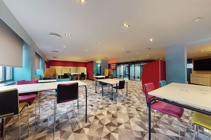 Business Center 52 of 52