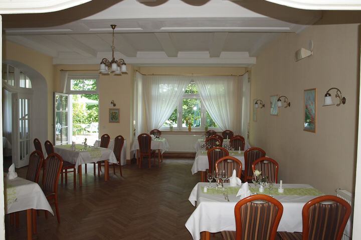 Restaurants