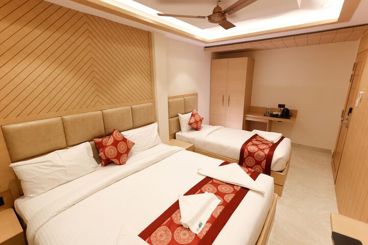 Room 14 of 29