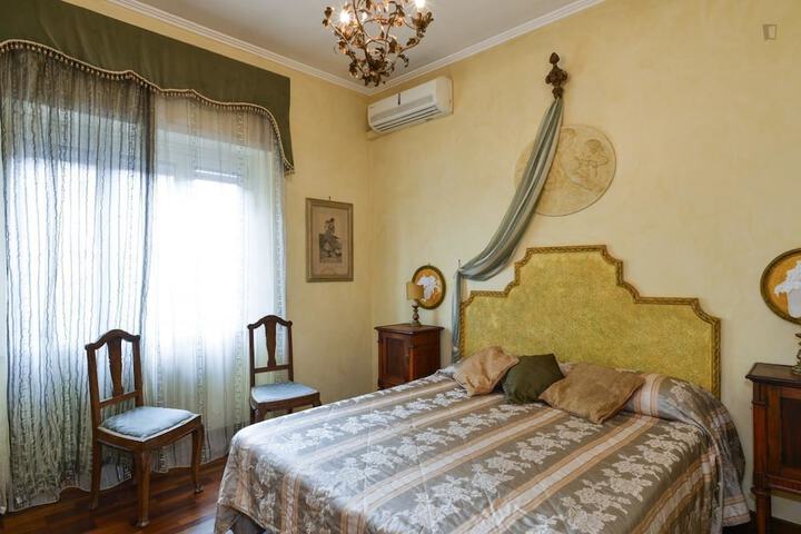 Room 14 of 51