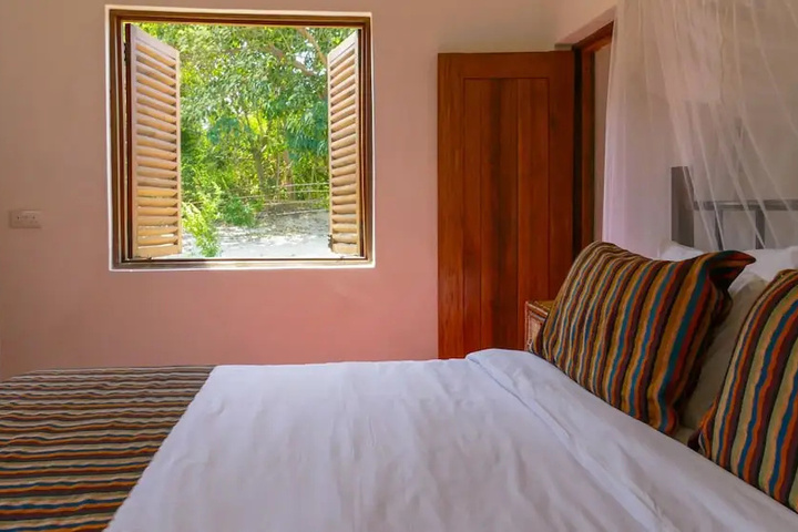Room 3 of 17