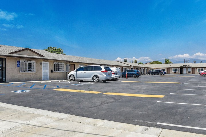 Property Grounds 19 of 22