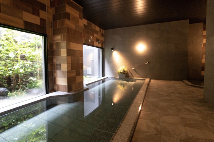 Spa 25 of 27
