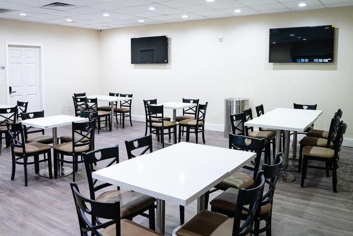 Breakfast area