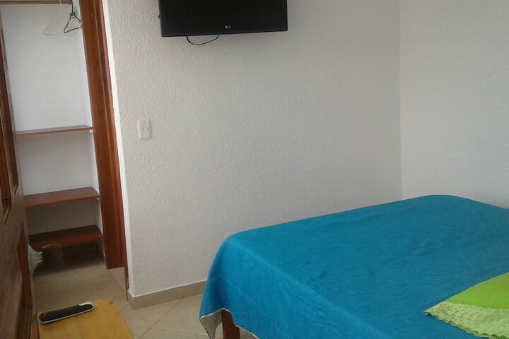 Room 8 of 26
