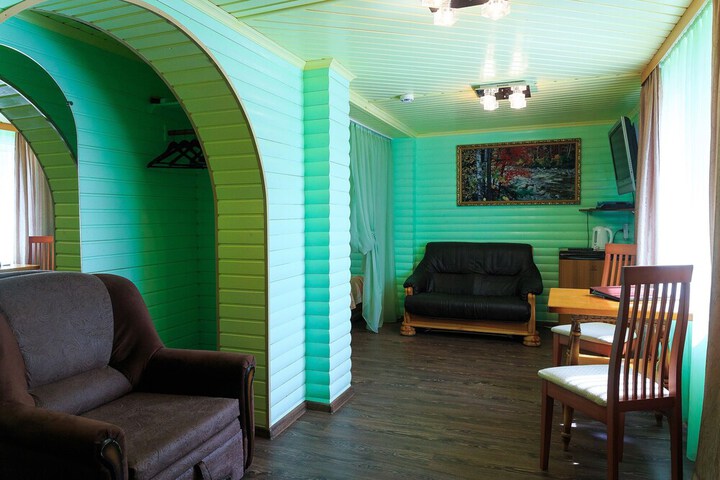 Room 20 of 42