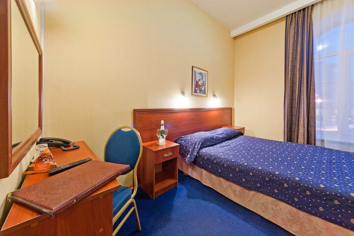 Room 20 of 94