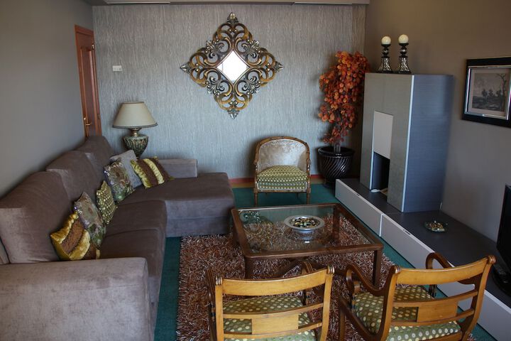 Room 27 of 56