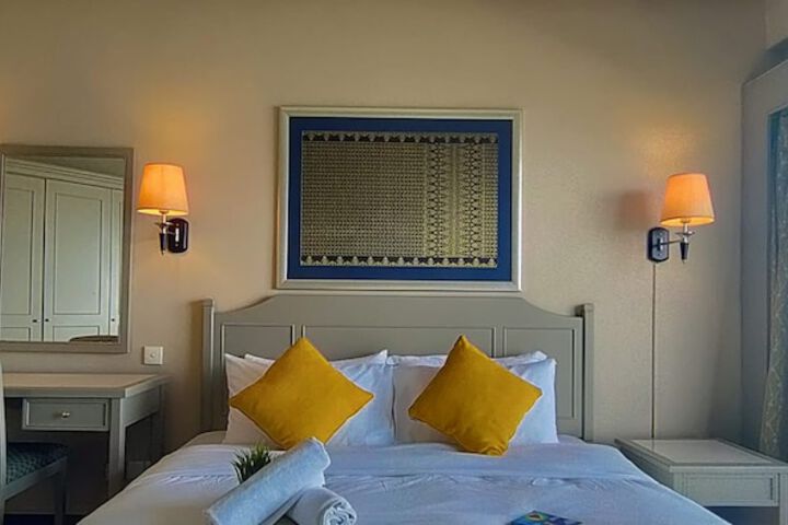 Room 152 of 650