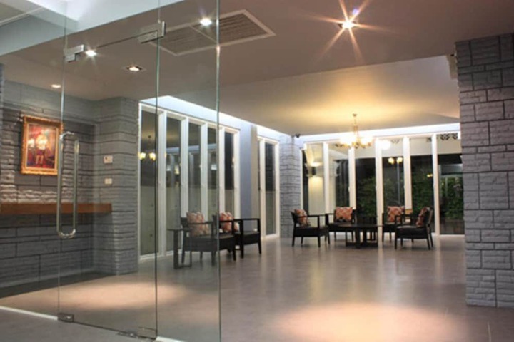 Guest Lobby