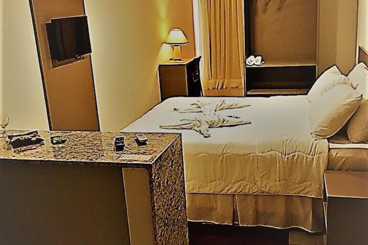 Room 35 of 63
