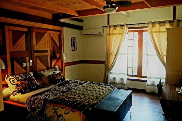 Room 9 of 61