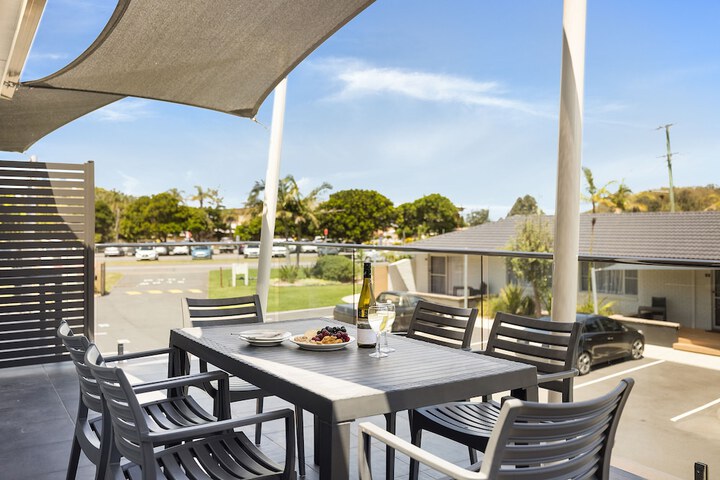 Terrace/Patio 33 of 60