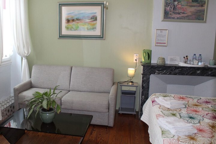 Room 14 of 43