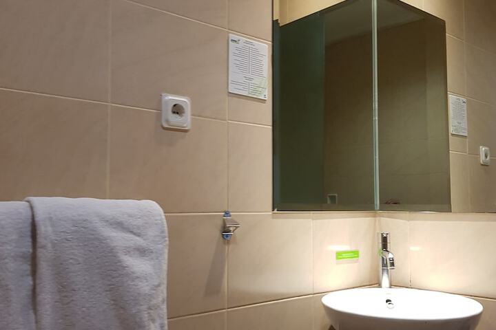 Room 7 of 30