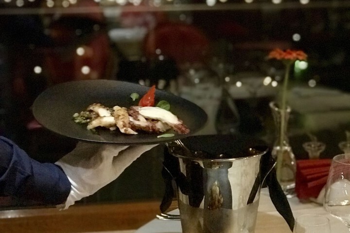 Dining 42 of 54