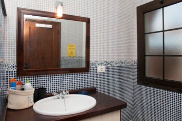 Room 8 of 52