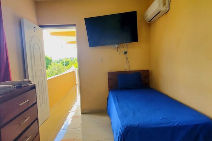 Room 15 of 64