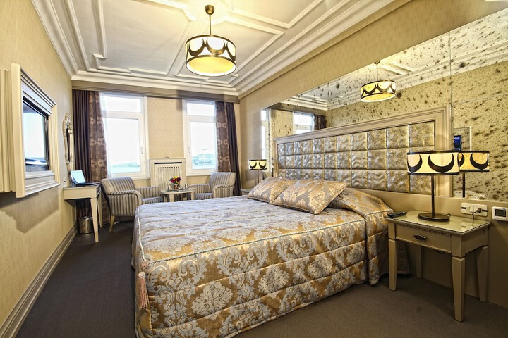Room 10 of 58