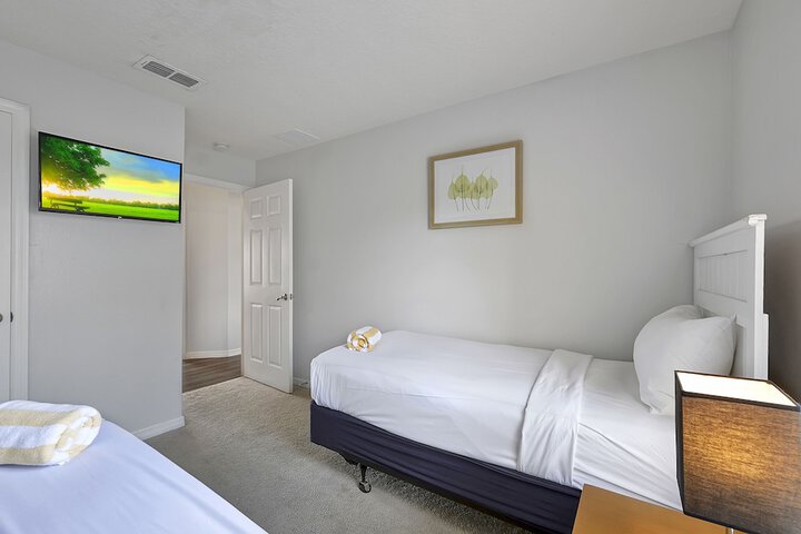 Room 22 of 114