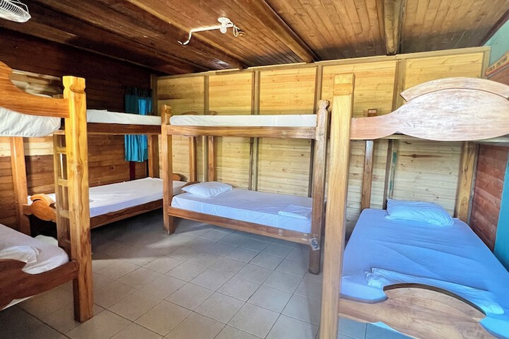 Room 35 of 80
