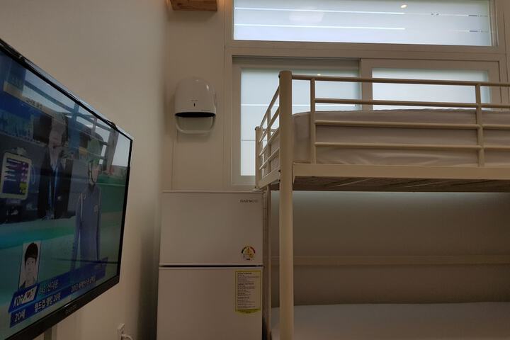 Room 18 of 39