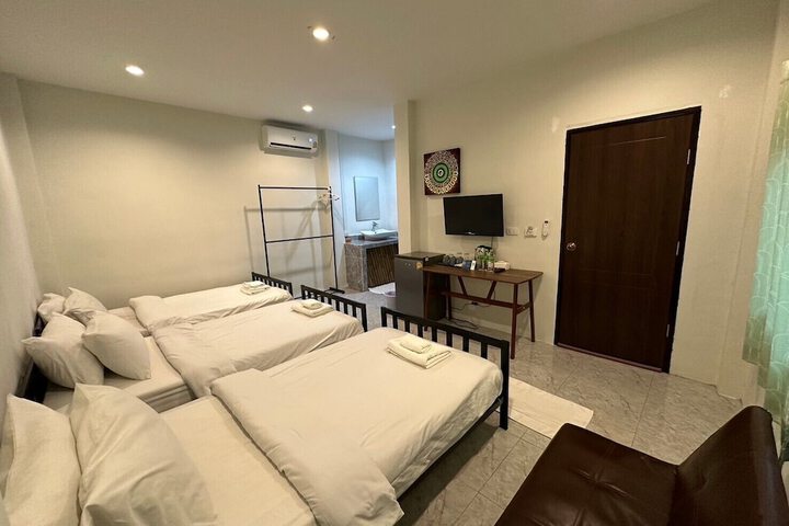 Room 48 of 99