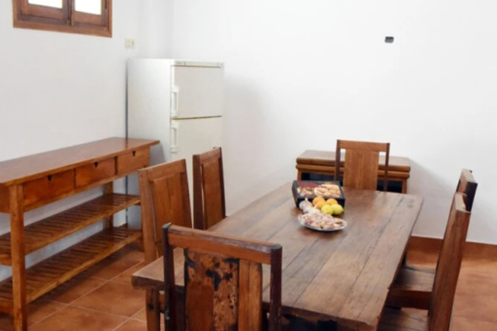 Room 6 of 14