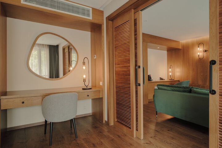 Room 15 of 269