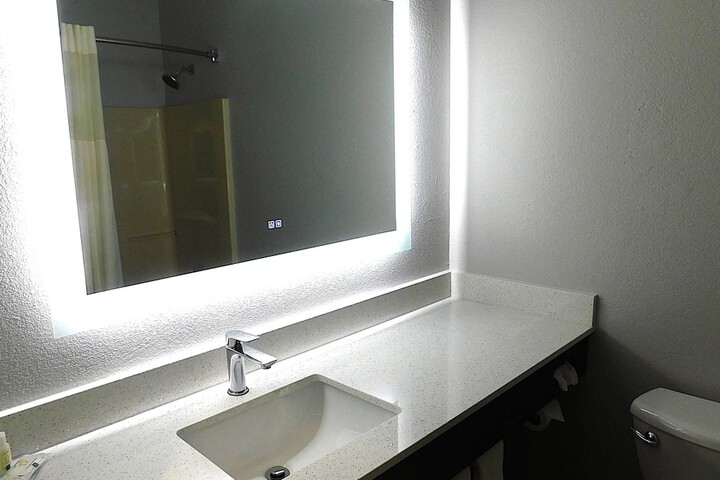 Room 30 of 50