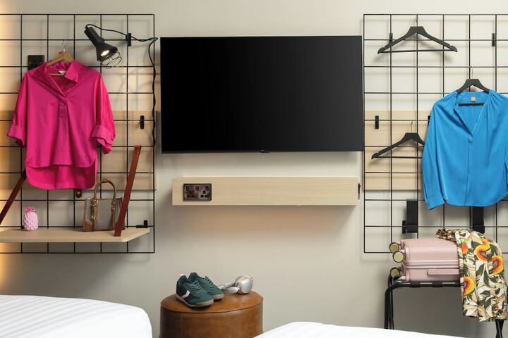 Room 14 of 44