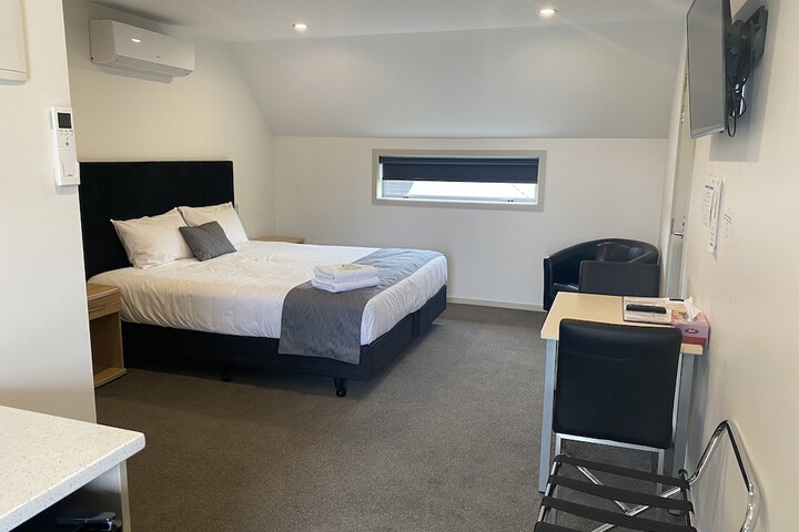 Room 14 of 44