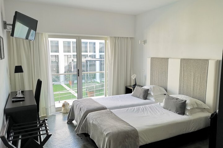 Room 5 of 31