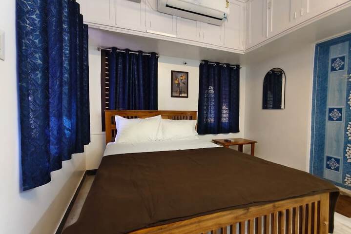 Room 10 of 40