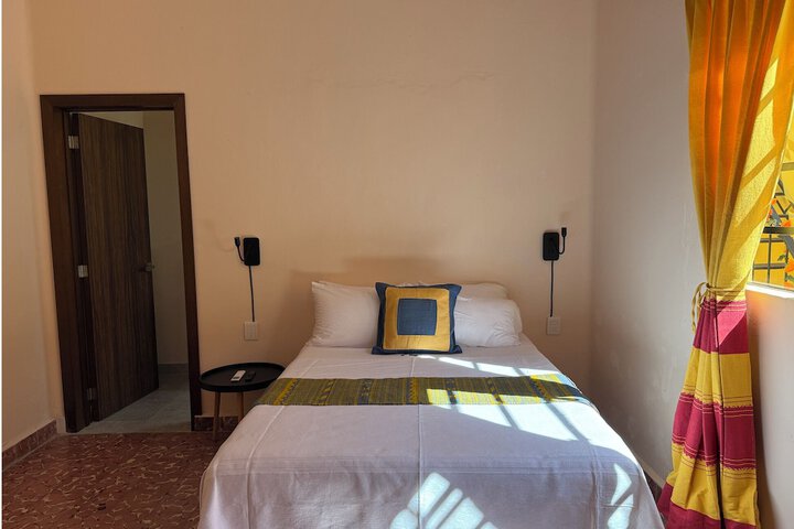 Room 18 of 37