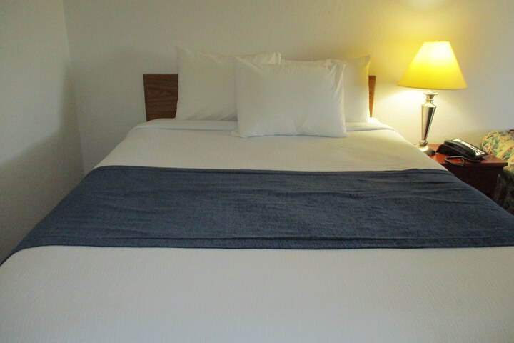 Room 12 of 47