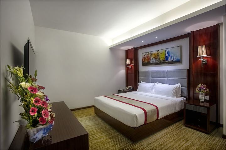Room 17 of 47
