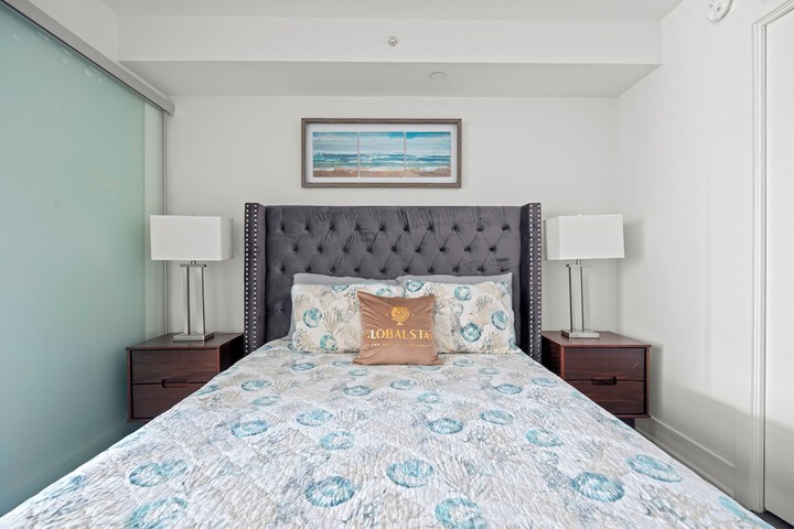 Room 8 of 40