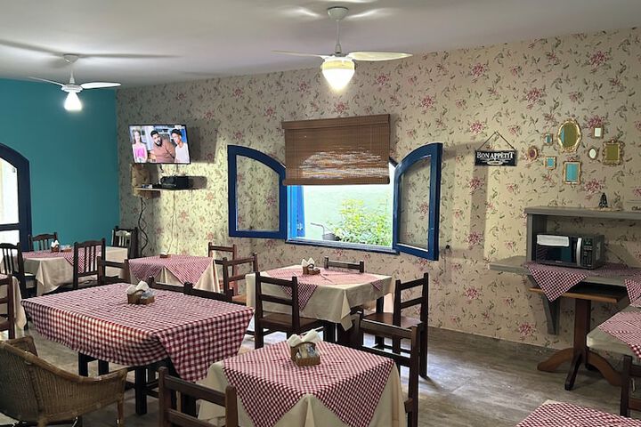 Dining 110 of 155