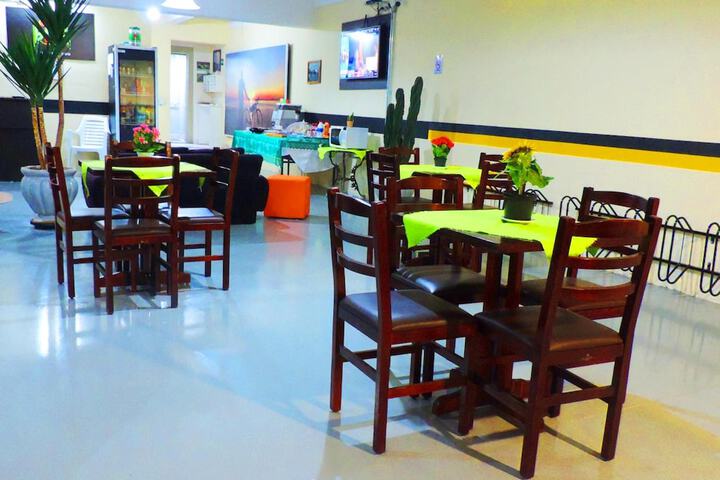 Dining 53 of 73