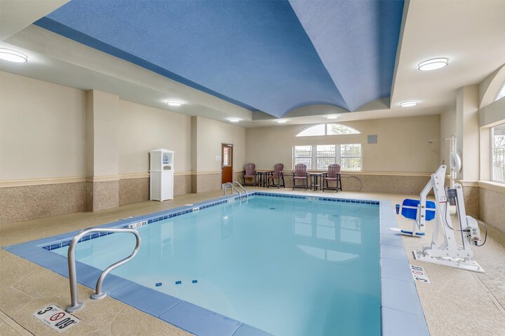 Pool 46 of 59