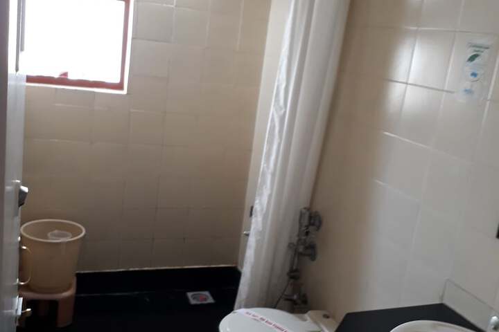 Room 19 of 49