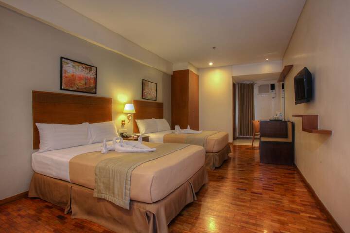 Room 15 of 53