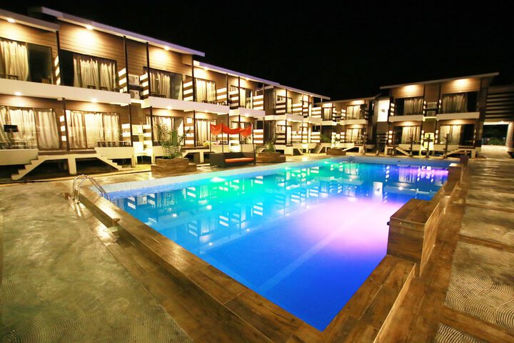 Pool 90 of 147