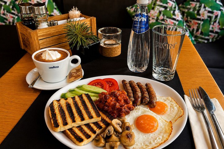 Breakfast/Coffee Service 37 of 50