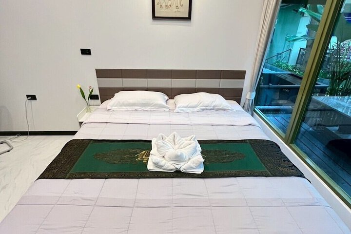 Room 16 of 72