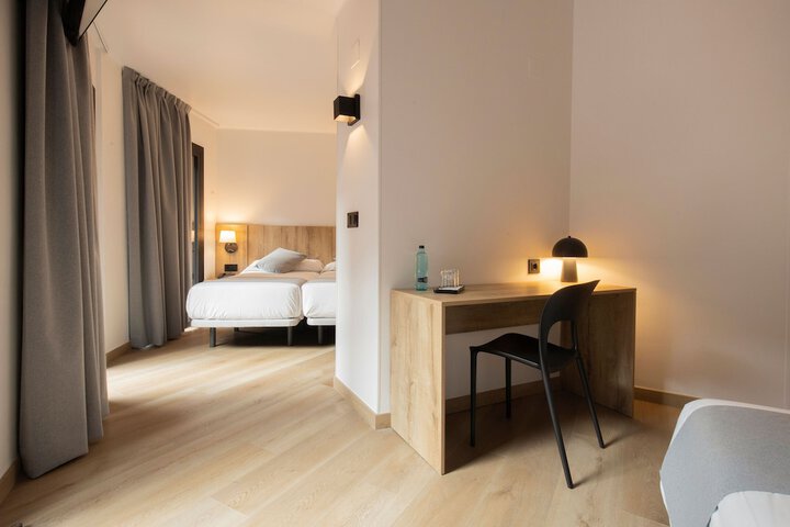Room 19 of 48